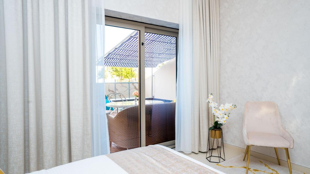 Exclusive Retreat Globalstay'S New 3Br Townhouse With Private Pool Дубай Экстерьер фото